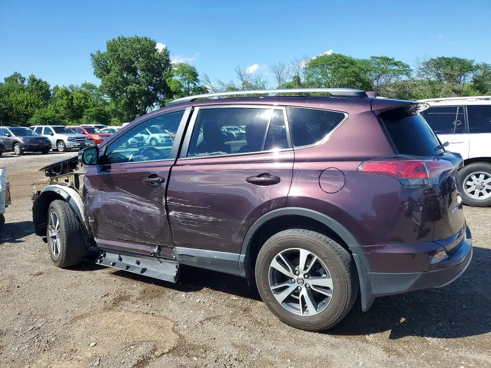 2017 TOYOTA RAV4 XLE  