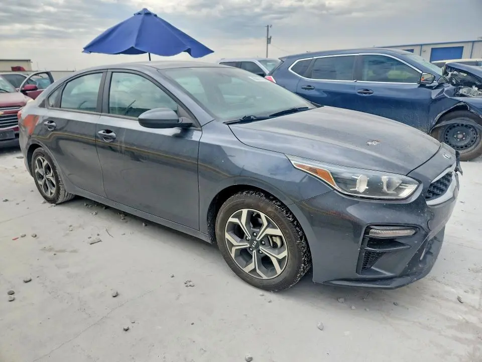 2020 KIA FORTE LXS  