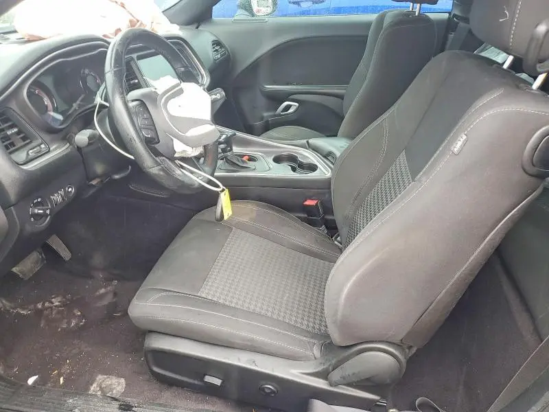 2016 DODGE CHALLENGER SXT  