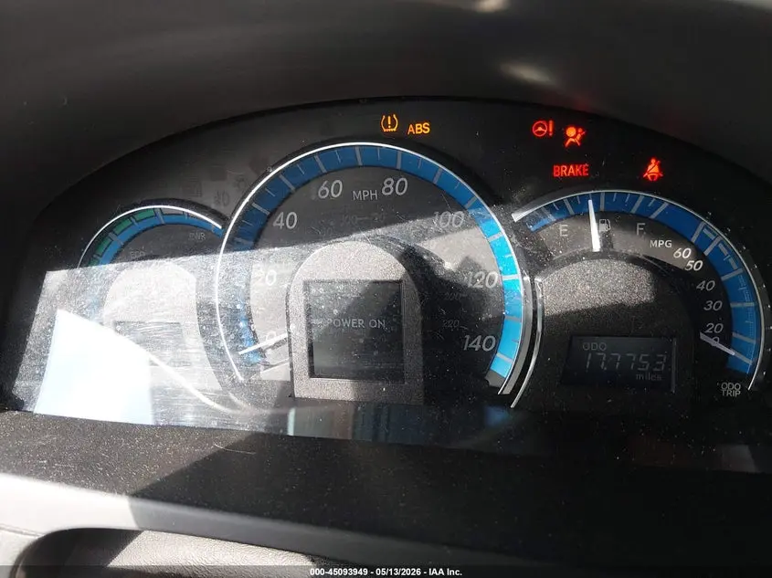 2013 TOYOTA CAMRY HYBRID XLE