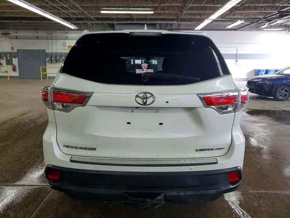 2015 TOYOTA HIGHLANDER LIMITED PLATINUM  