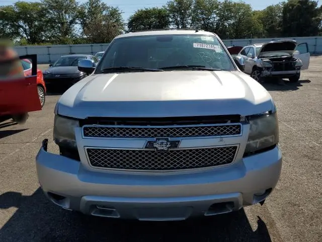 2011 CHEVROLET SUBURBAN K1500 LTZ  
