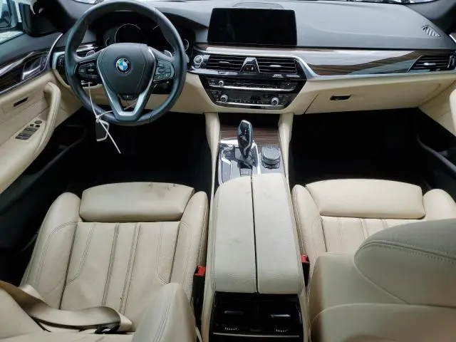 2019 BMW 530 I