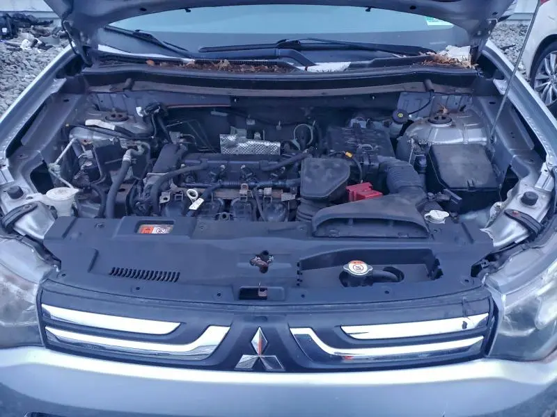 2014 MITSUBISHI OUTLANDER SE  