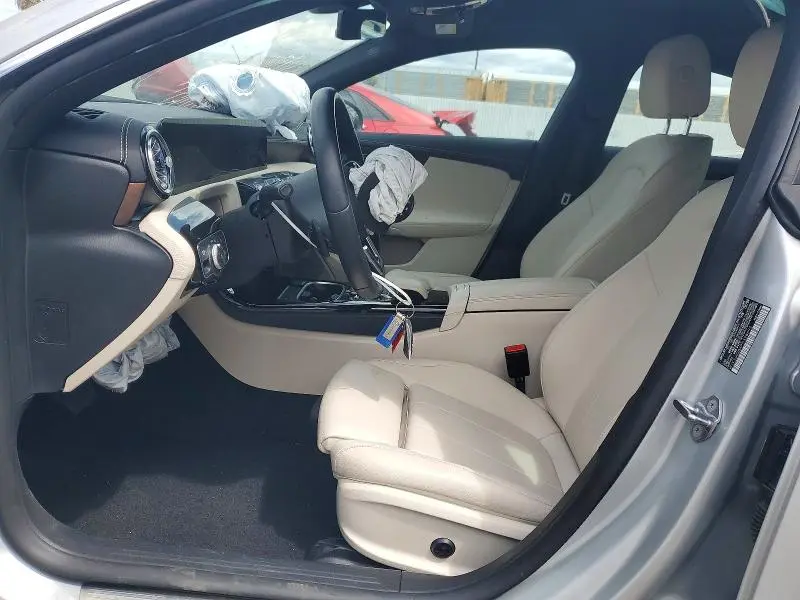 2023 MERCEDES-BENZ CLA 250  