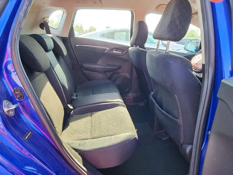 2016 HONDA FIT LX  