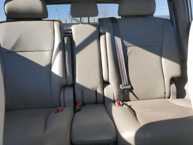 2012 TOYOTA HIGHLANDER LIMITED
