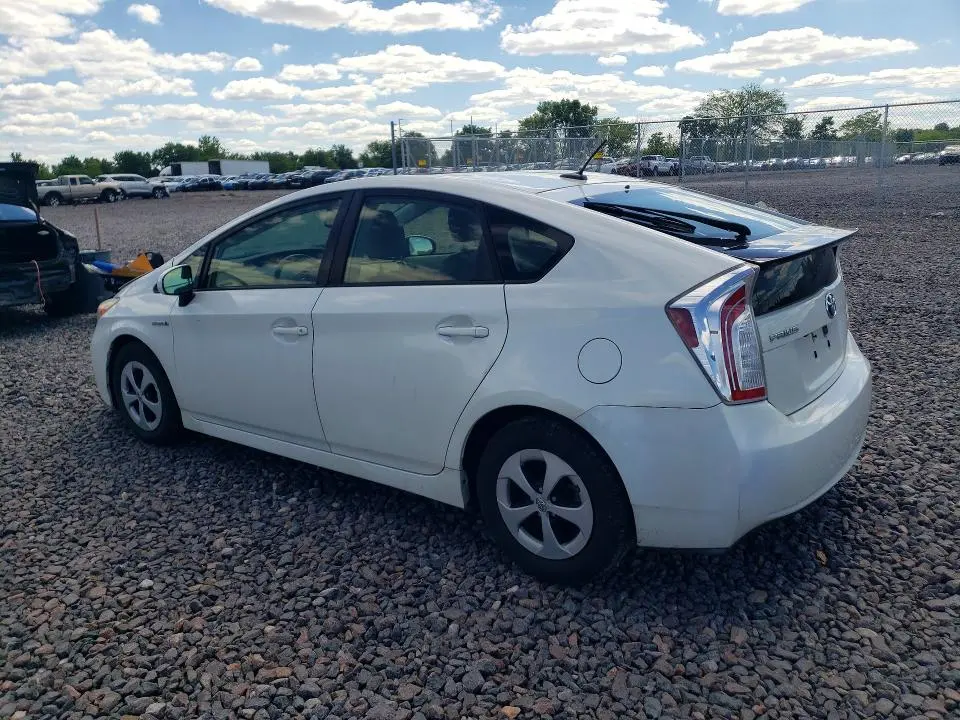 2014 TOYOTA PRIUS FOUR  