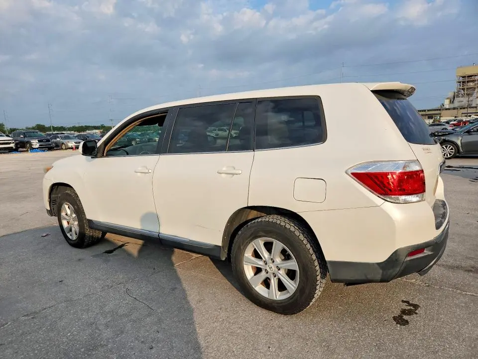 2011 TOYOTA HIGHLANDER BASE  