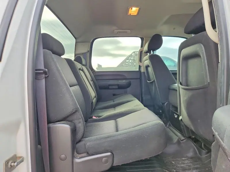 2011 CHEVROLET SILVERADO K1500 LT  
