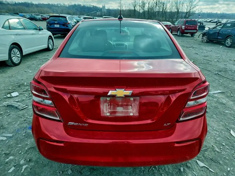 2017 CHEVROLET SONIC LT  