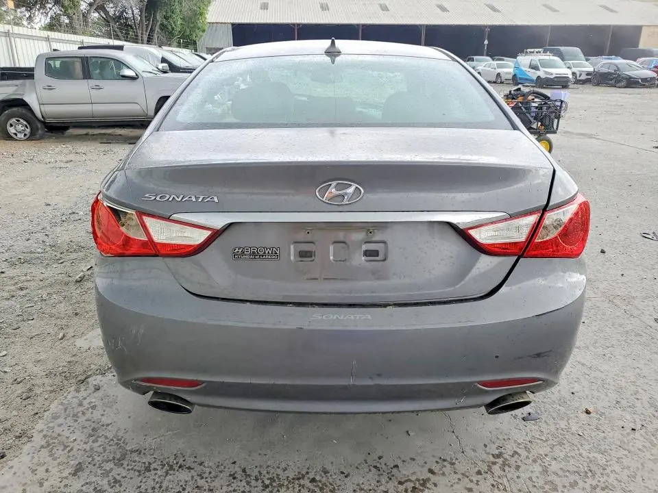 2013 HYUNDAI SONATA SE  