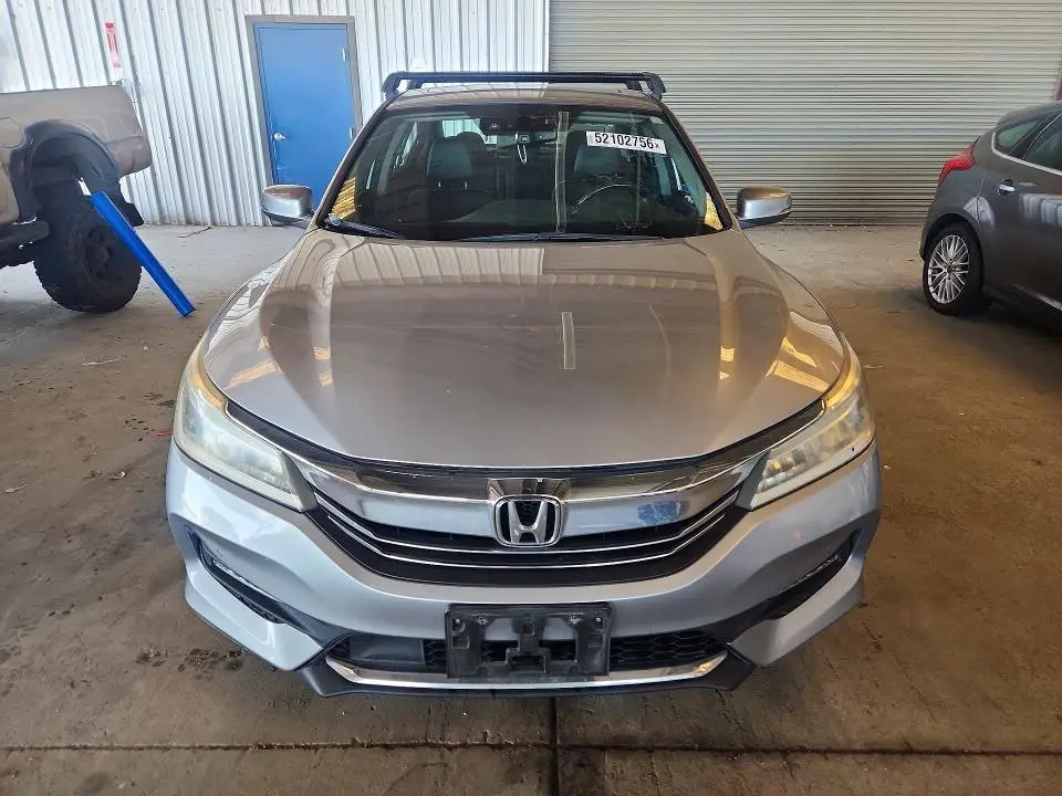 2017 HONDA ACCORD TOURING  