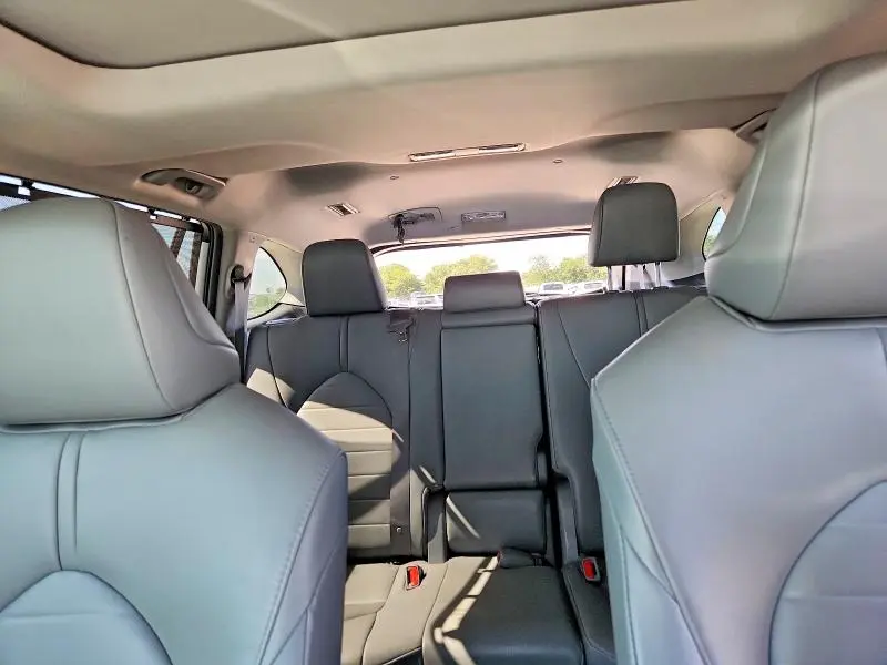 2020 TOYOTA HIGHLANDER HYBRID XLE  