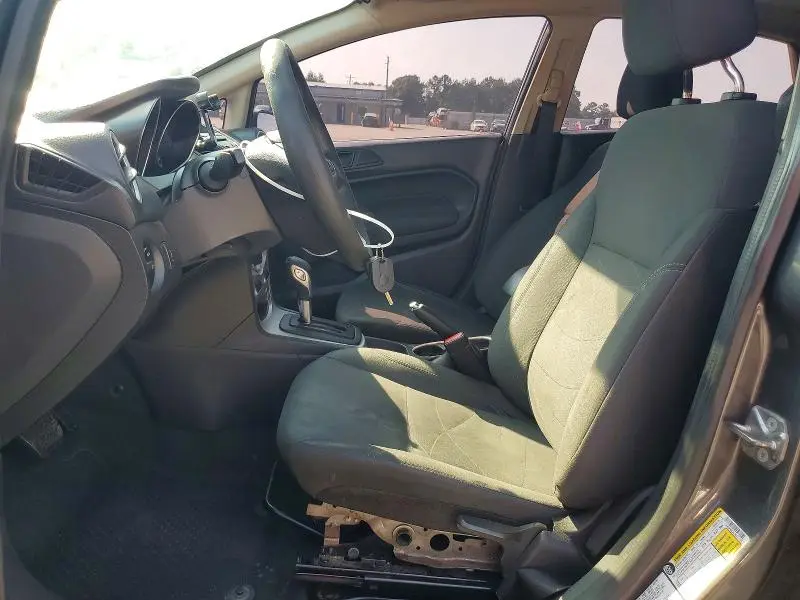2018 FORD FIESTA SE  