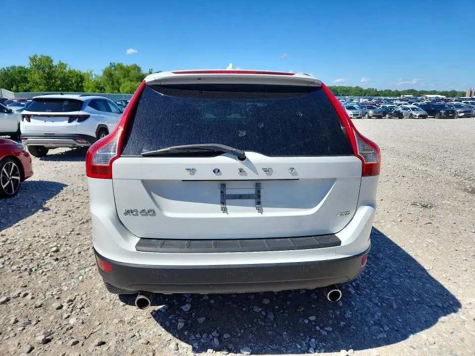 2013 VOLVO XC60 3.2  