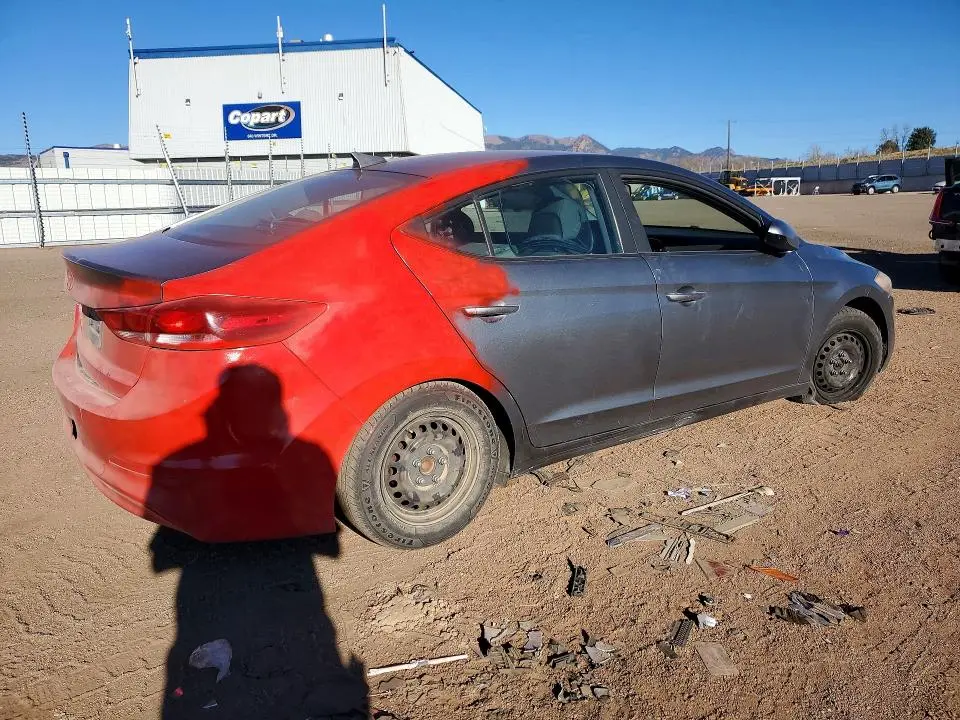 2017 HYUNDAI ELANTRA SE  