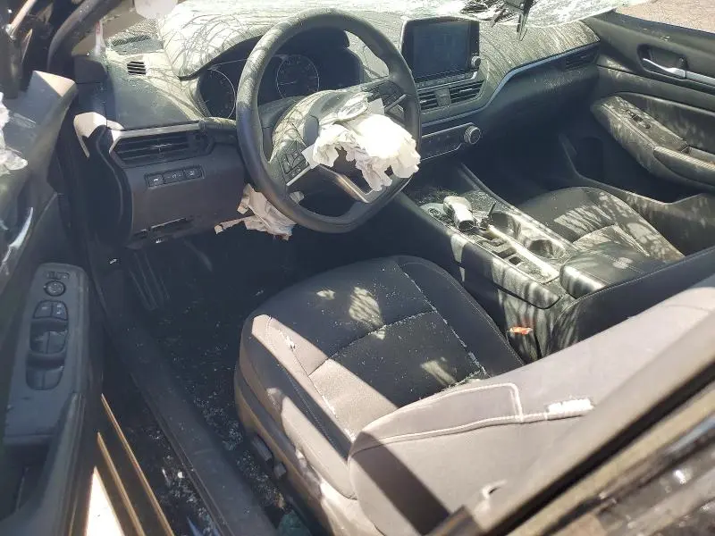 2022 NISSAN ALTIMA SV  
