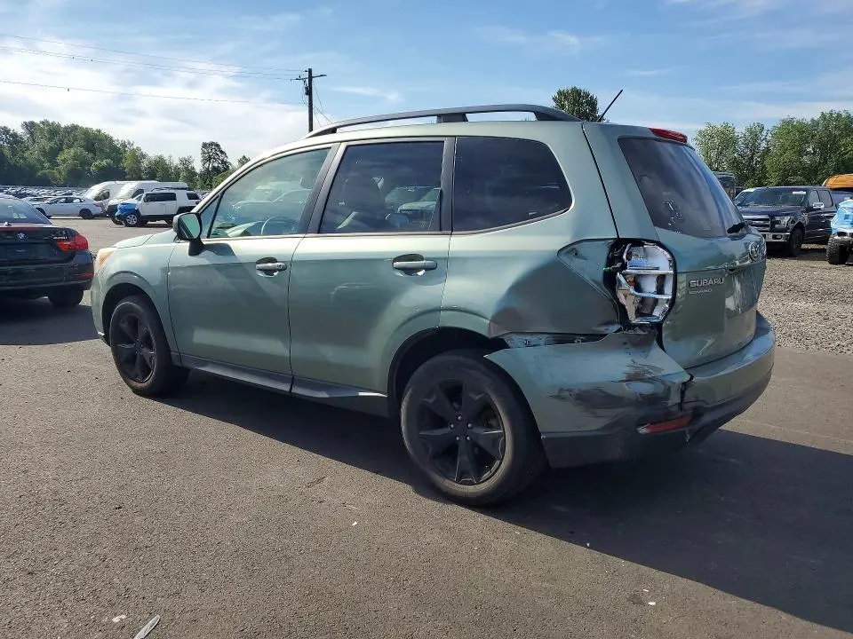 2015 SUBARU FORESTER   