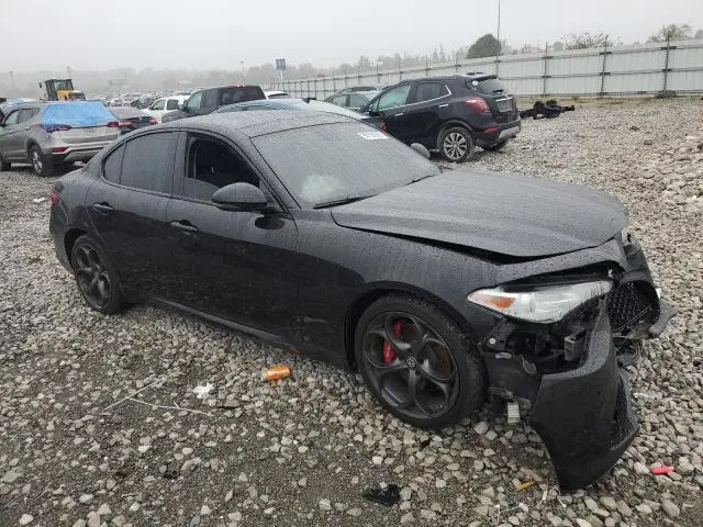 2017 ALFA ROMEO GIULIA TI Q4  