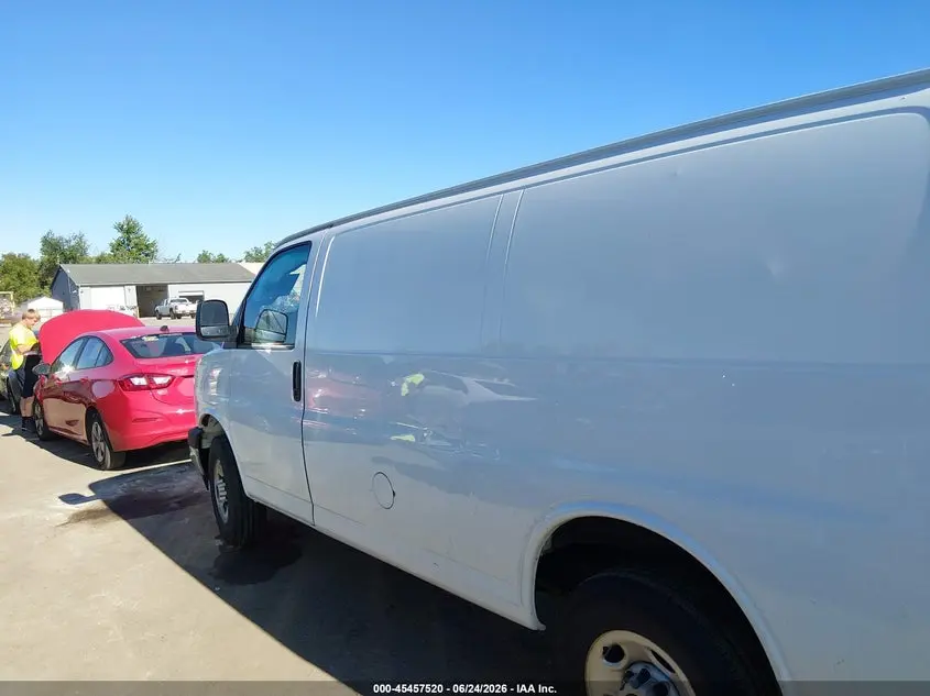 2022 GMC SAVANA CARGO RWD 2500 REGULAR WHEELBASE WORK VAN