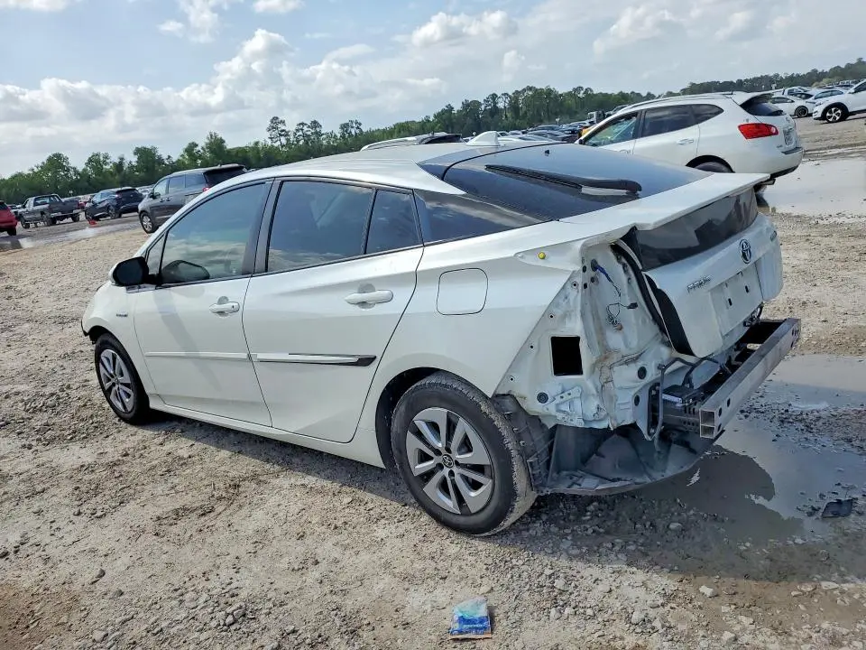 2018 TOYOTA PRIUS THREE  