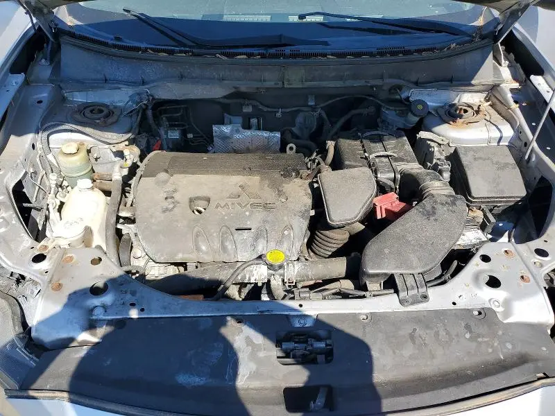 2012 MITSUBISHI OUTLANDER ES  