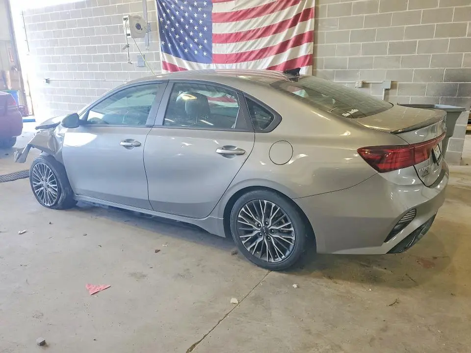 2024 KIA FORTE GT LINE  