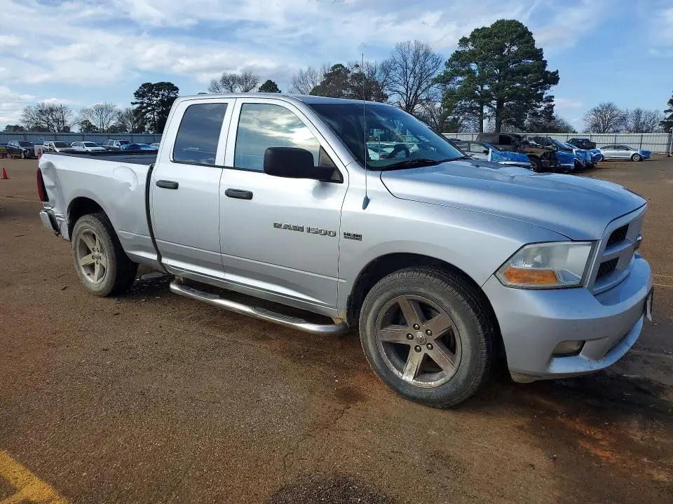2012 DODGE RAM 1500 ST  
