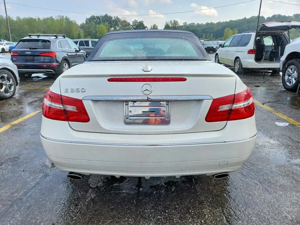 2011 MERCEDES-BENZ E 350  