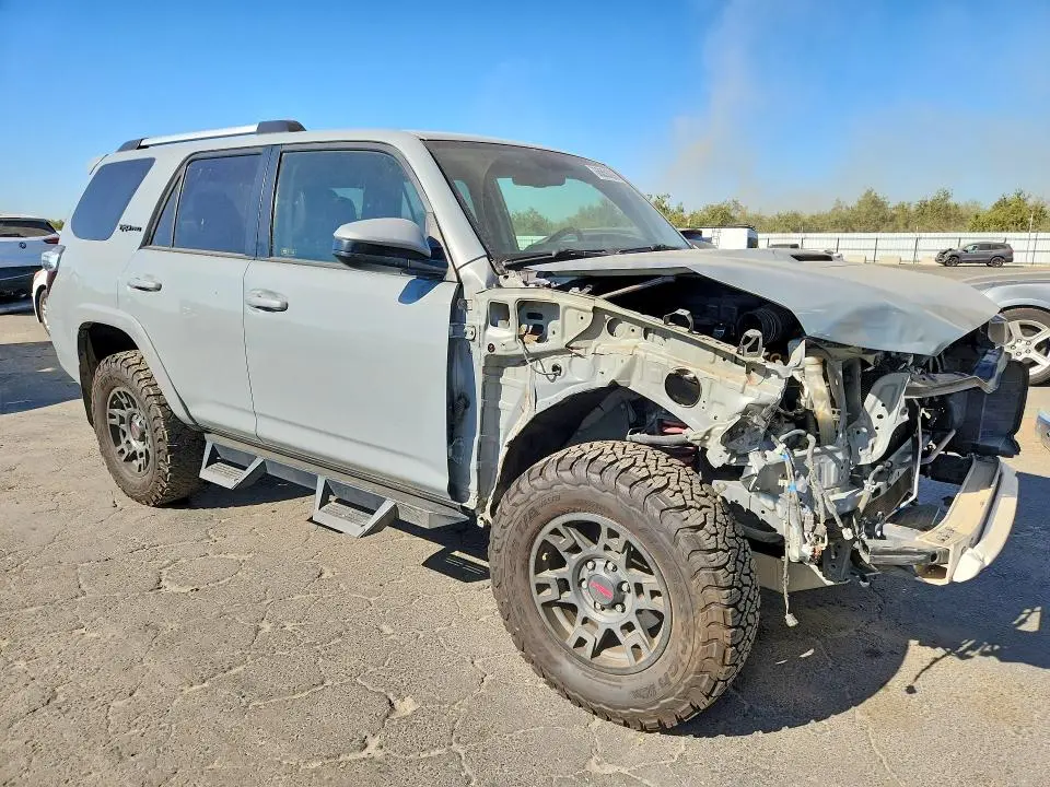 2017 TOYOTA 4RUNNER TRD PRO  