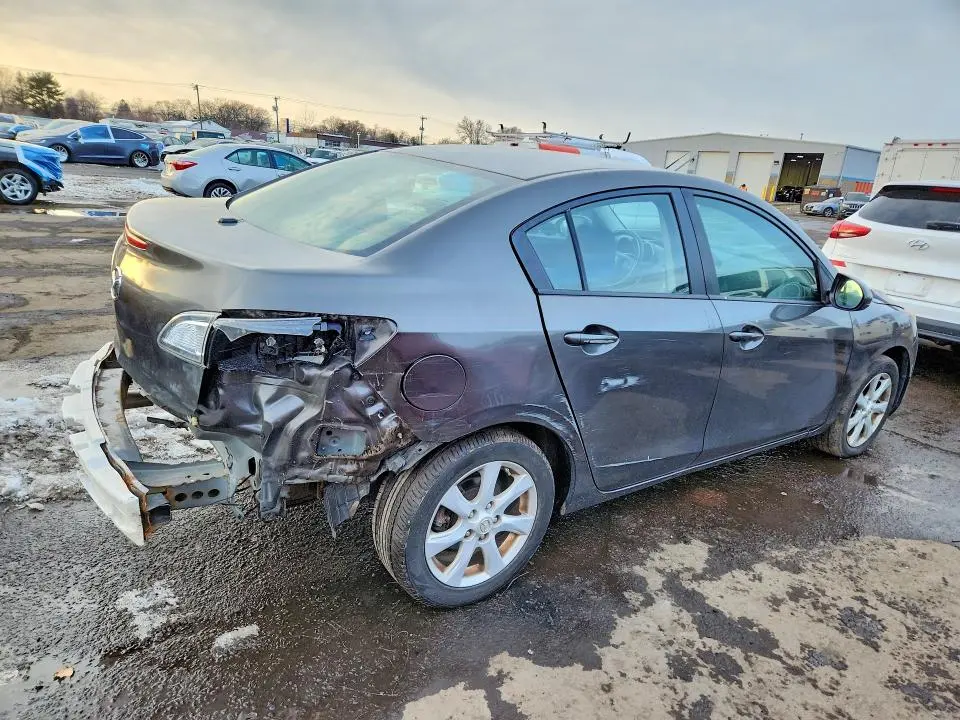 2010 MAZDA 3 I  