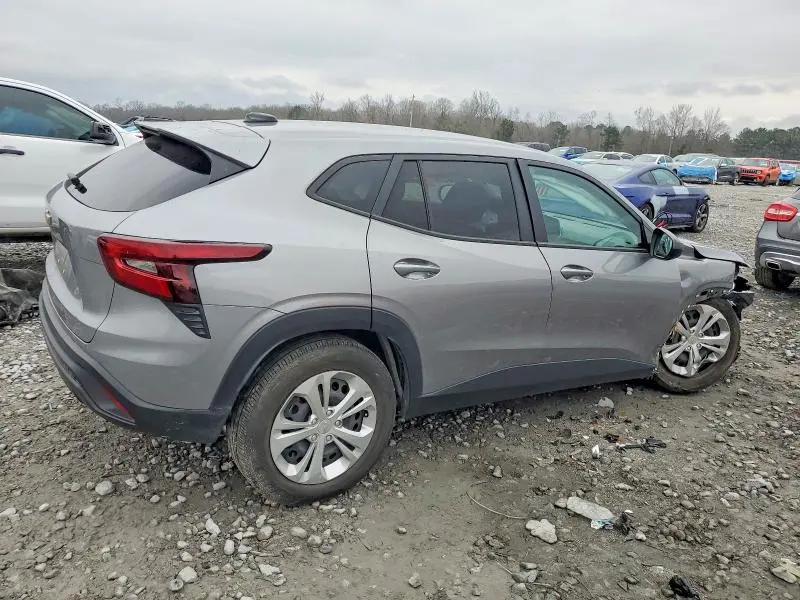 2024 CHEVROLET TRAX LS  