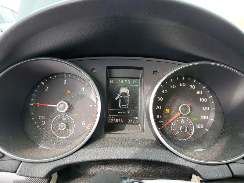 2011 VOLKSWAGEN JETTA TDI  