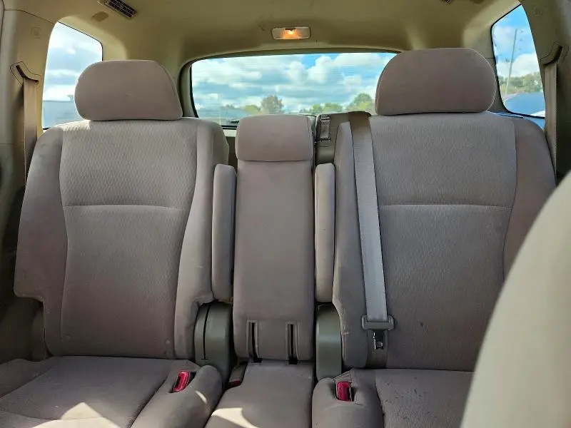 2010 TOYOTA HIGHLANDER BASE  