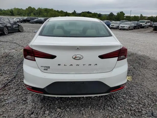 2019 HYUNDAI ELANTRA SE  