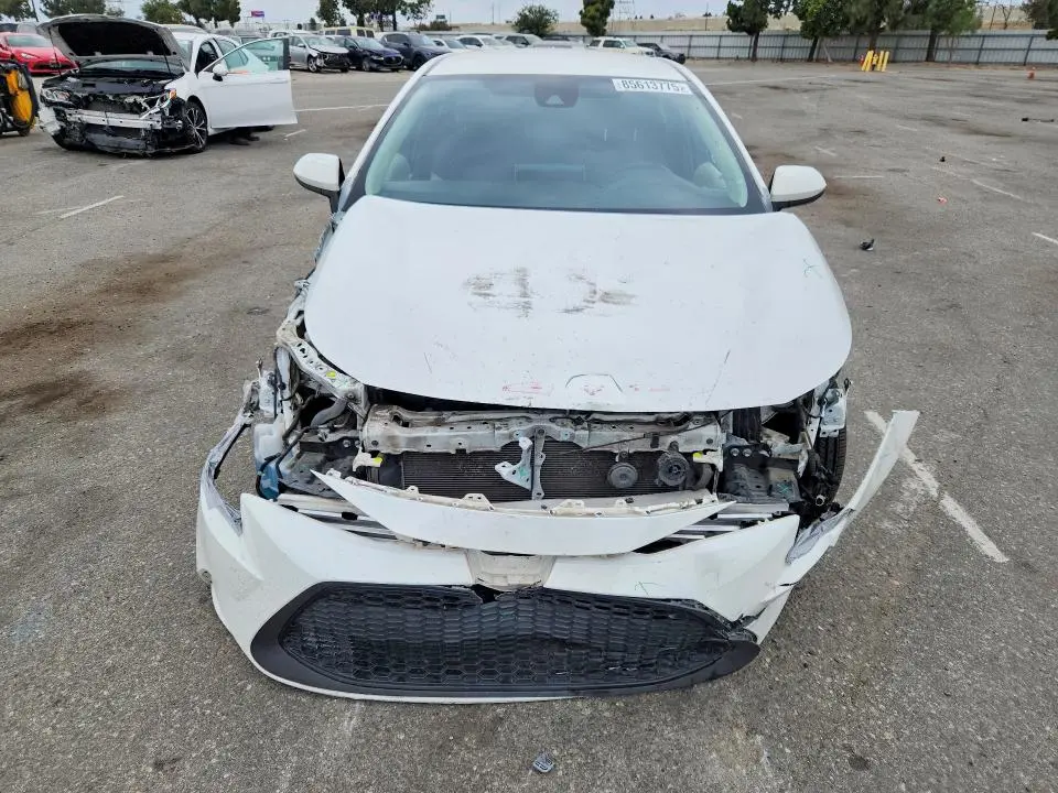 2021 TOYOTA COROLLA LE  