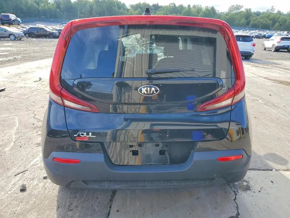 2021 KIA SOUL LX  
