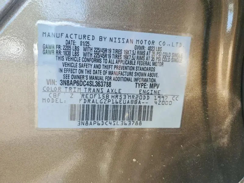 2025 NISSAN KICKS SR  