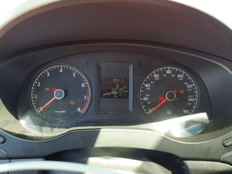 2014 VOLKSWAGEN JETTA BASE  