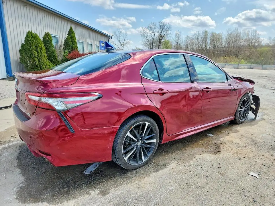 2018 TOYOTA CAMRY XSE V6  