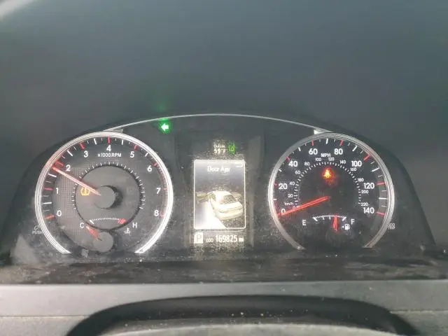 2016 TOYOTA CAMRY LE  