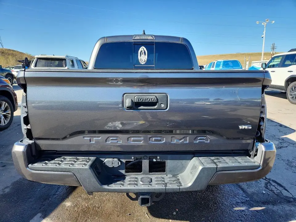 2023 TOYOTA TACOMA TRD SPORT  