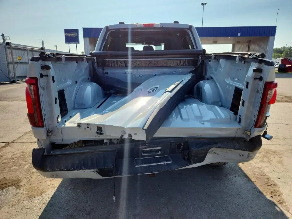 2024 FORD F150 XLT  