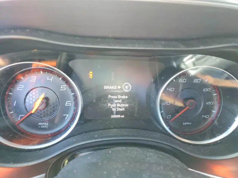 2015 DODGE CHARGER SE  