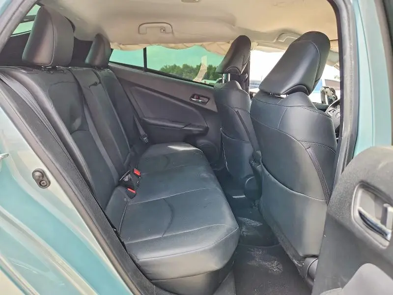2020 TOYOTA PRIUS XLE AWD-E  