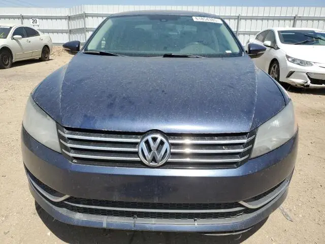 2012 VOLKSWAGEN PASSAT SE  