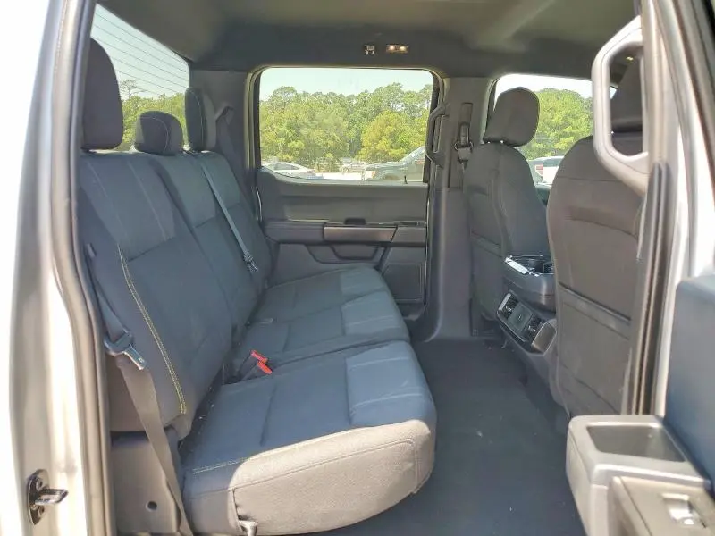 2025 FORD F150 STX  