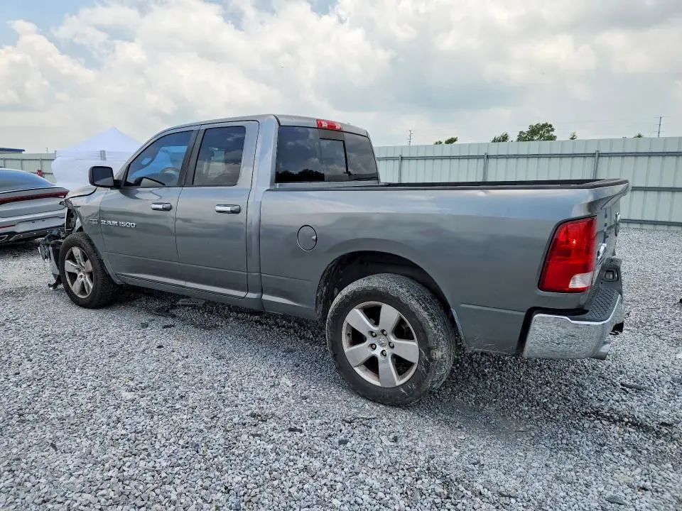 2012 DODGE RAM 1500 SLT  