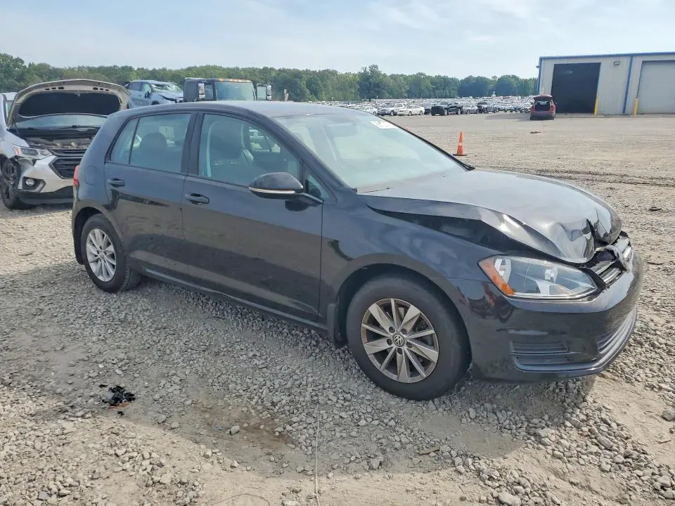 2016 VOLKSWAGEN GOLF S/SE  